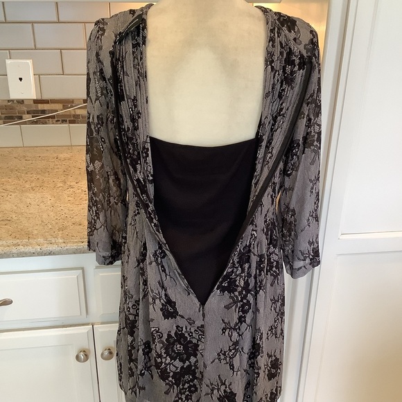 Club Monaco Silk Black and Gray Floral Dress Size 8 - Picture 9 of 12